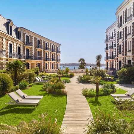 Hotel Barriere Le Grand Hotel Dinard Exterior foto