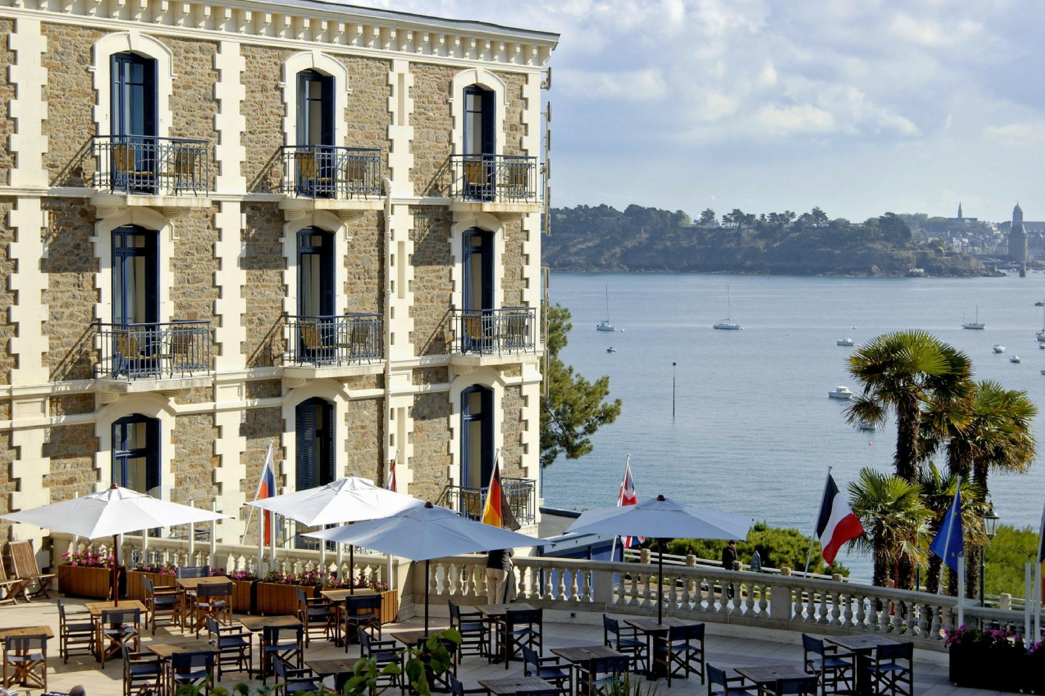 Hotel Barriere Le Grand Hotel Dinard Exterior foto