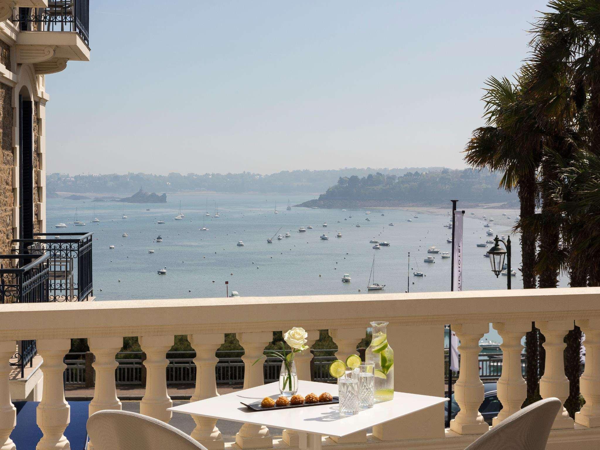 Hotel Barriere Le Grand Hotel Dinard Exterior foto