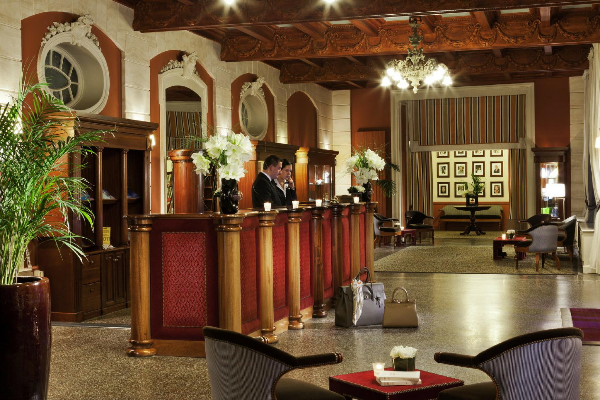 Hotel Barriere Le Grand Hotel Dinard Exterior foto