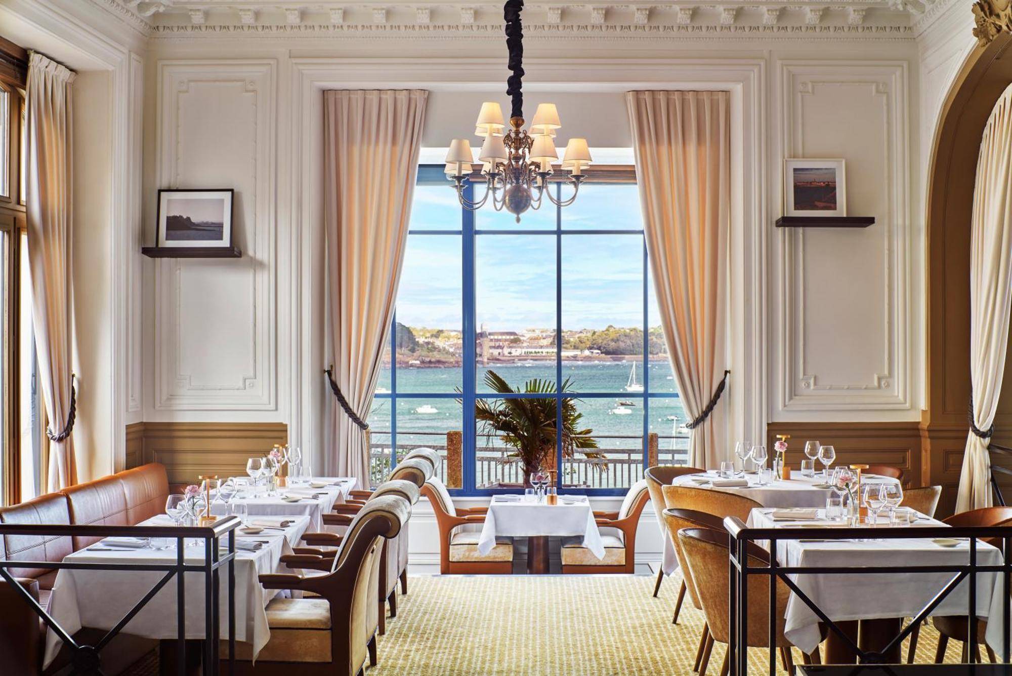 Hotel Barriere Le Grand Hotel Dinard Exterior foto