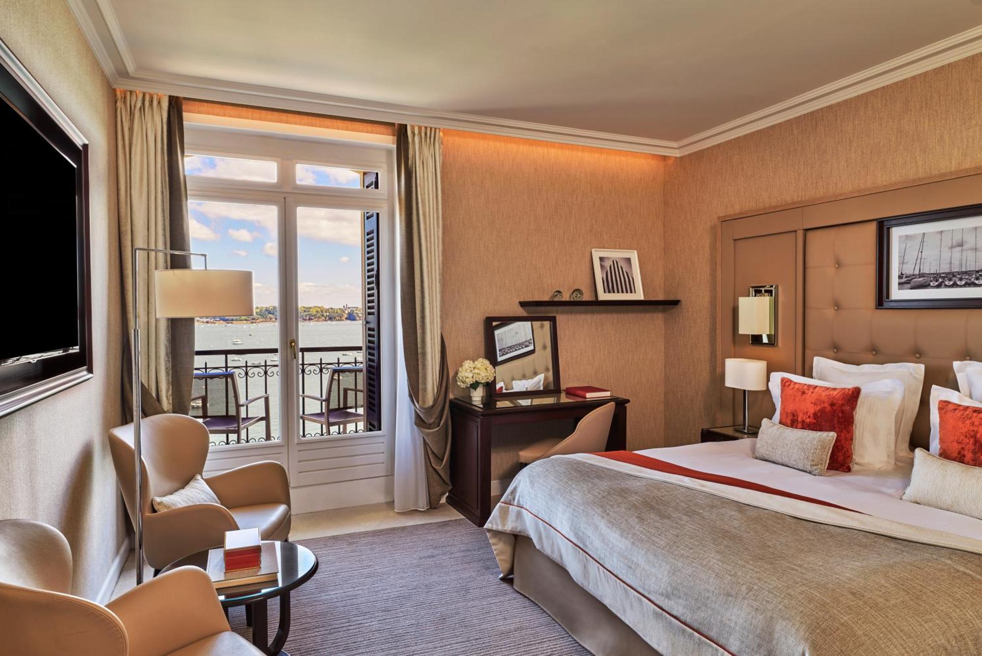 Hotel Barriere Le Grand Hotel Dinard Exterior foto