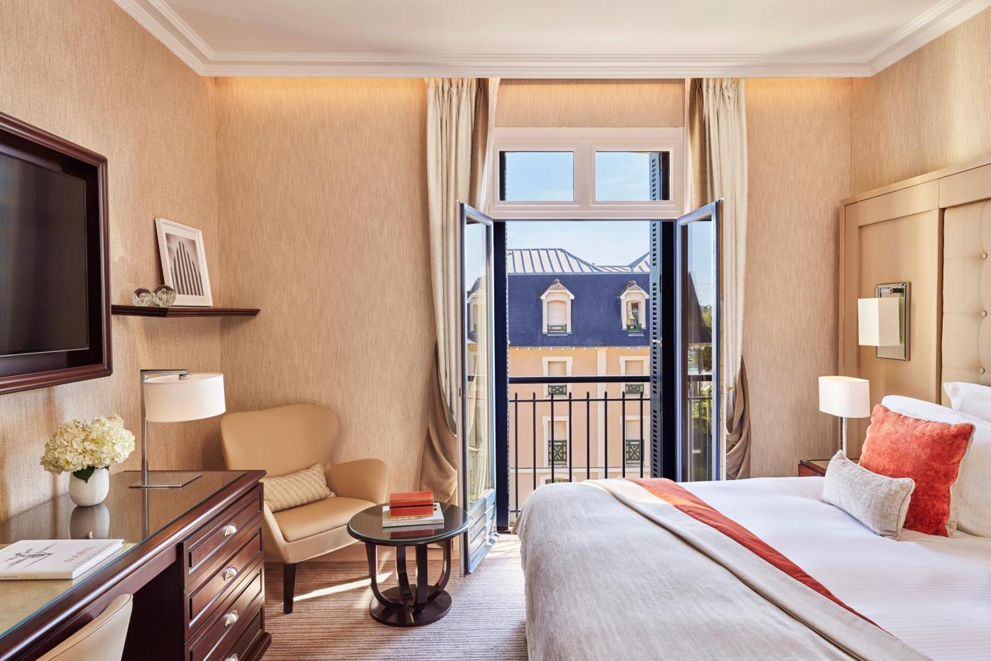 Hotel Barriere Le Grand Hotel Dinard Exterior foto
