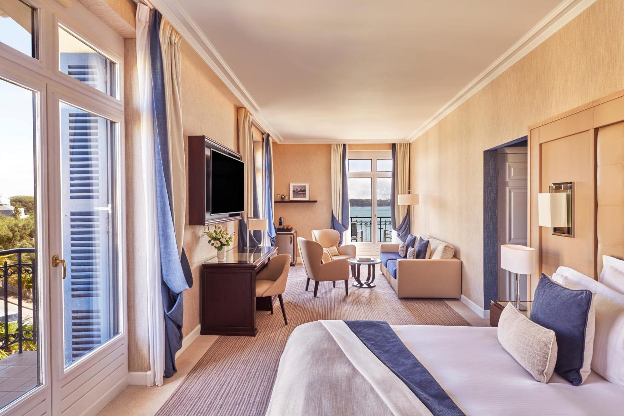 Hotel Barriere Le Grand Hotel Dinard Exterior foto