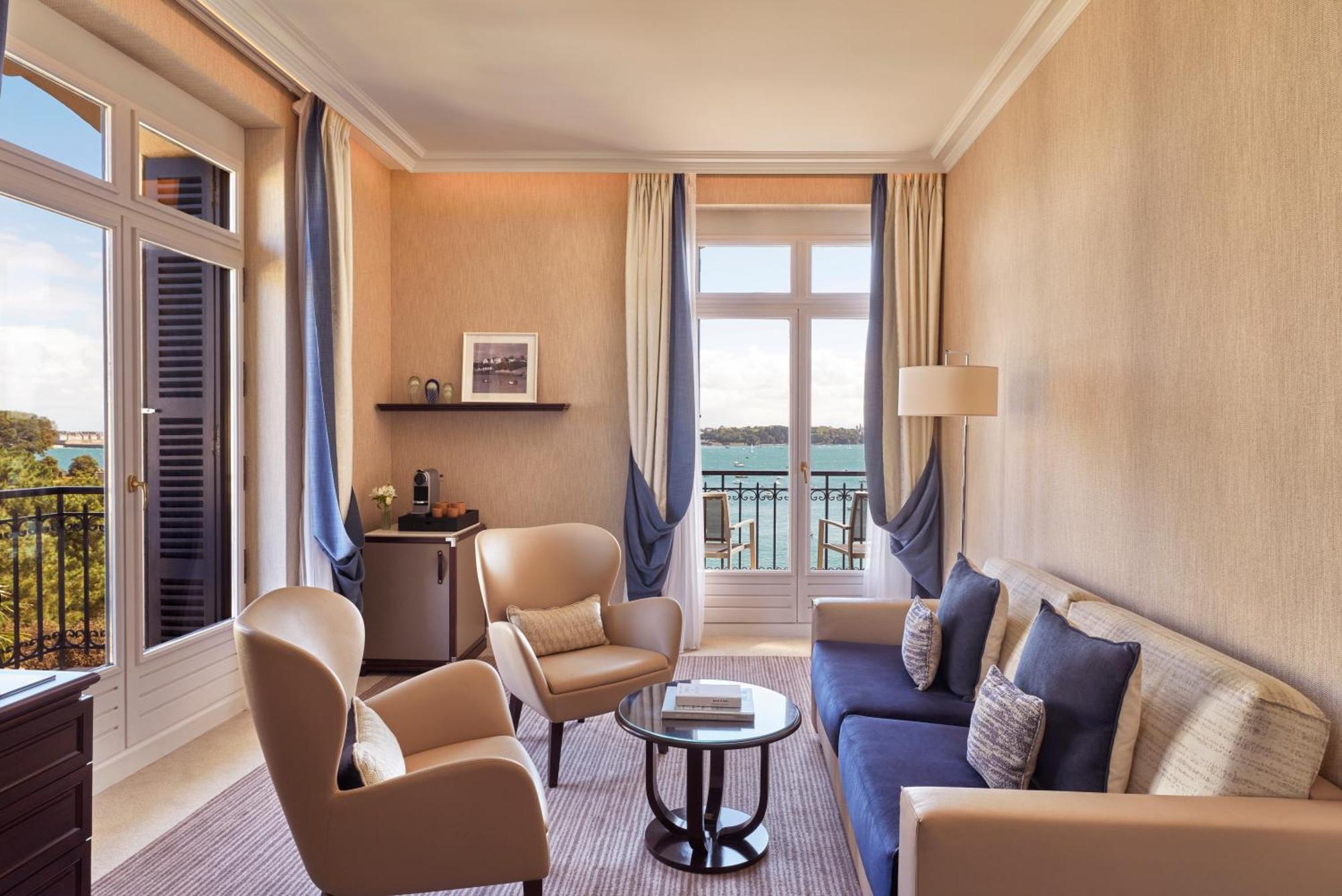 Hotel Barriere Le Grand Hotel Dinard Exterior foto